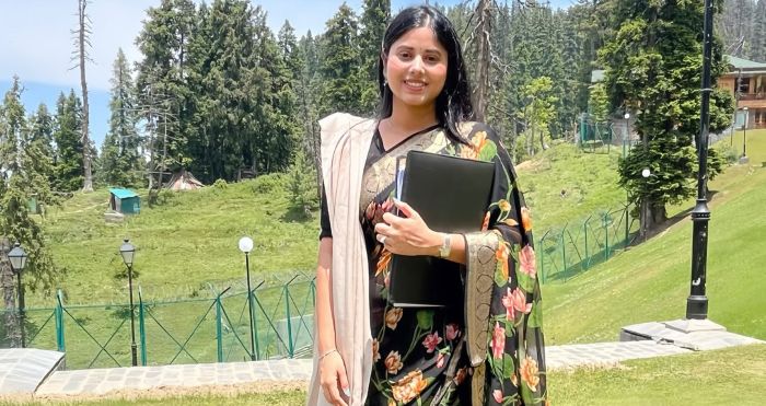 Rinku Singh Wife Black Saare look