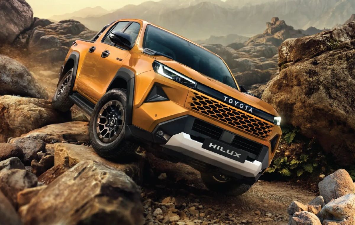 New Toyota Hilux 2026 launched in India with bold new design and premium features